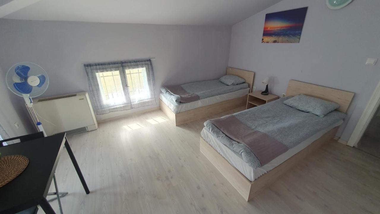 شقة فارنا  في Стаи За Гости Sun House المظهر الخارجي الصورة